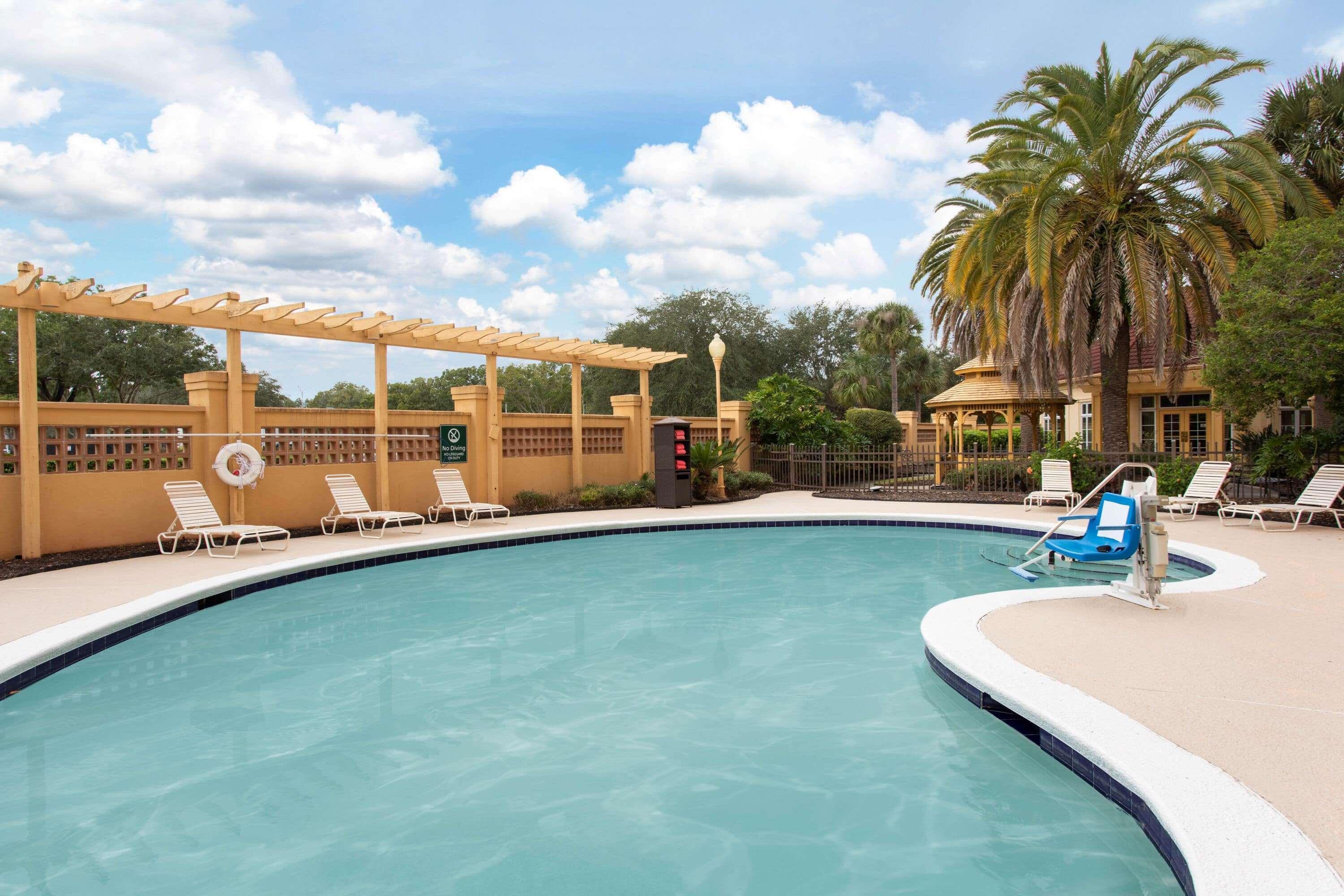 La Quinta By Wyndham Jacksonville Butler Blvd Exterior foto