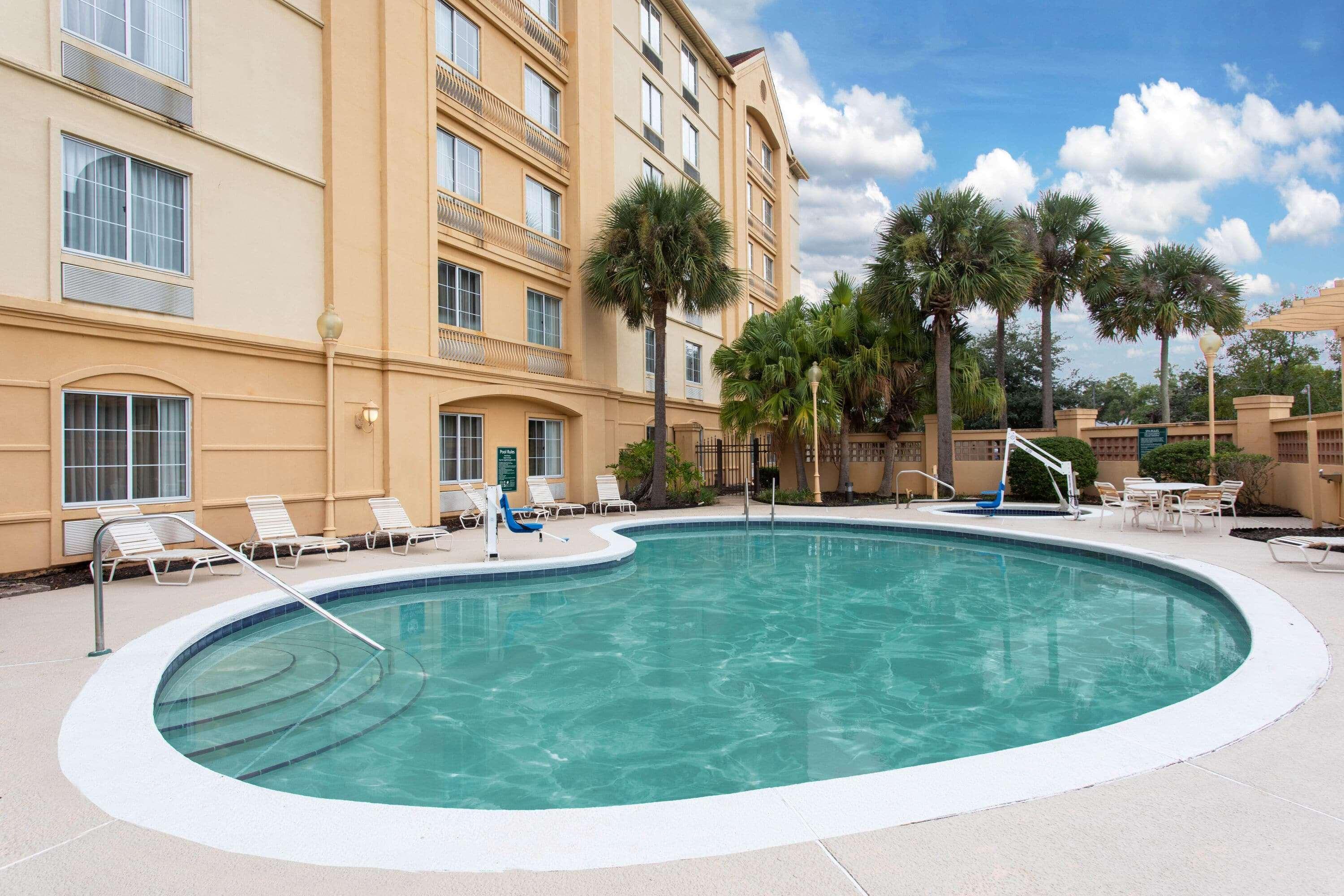 La Quinta By Wyndham Jacksonville Butler Blvd Exterior foto