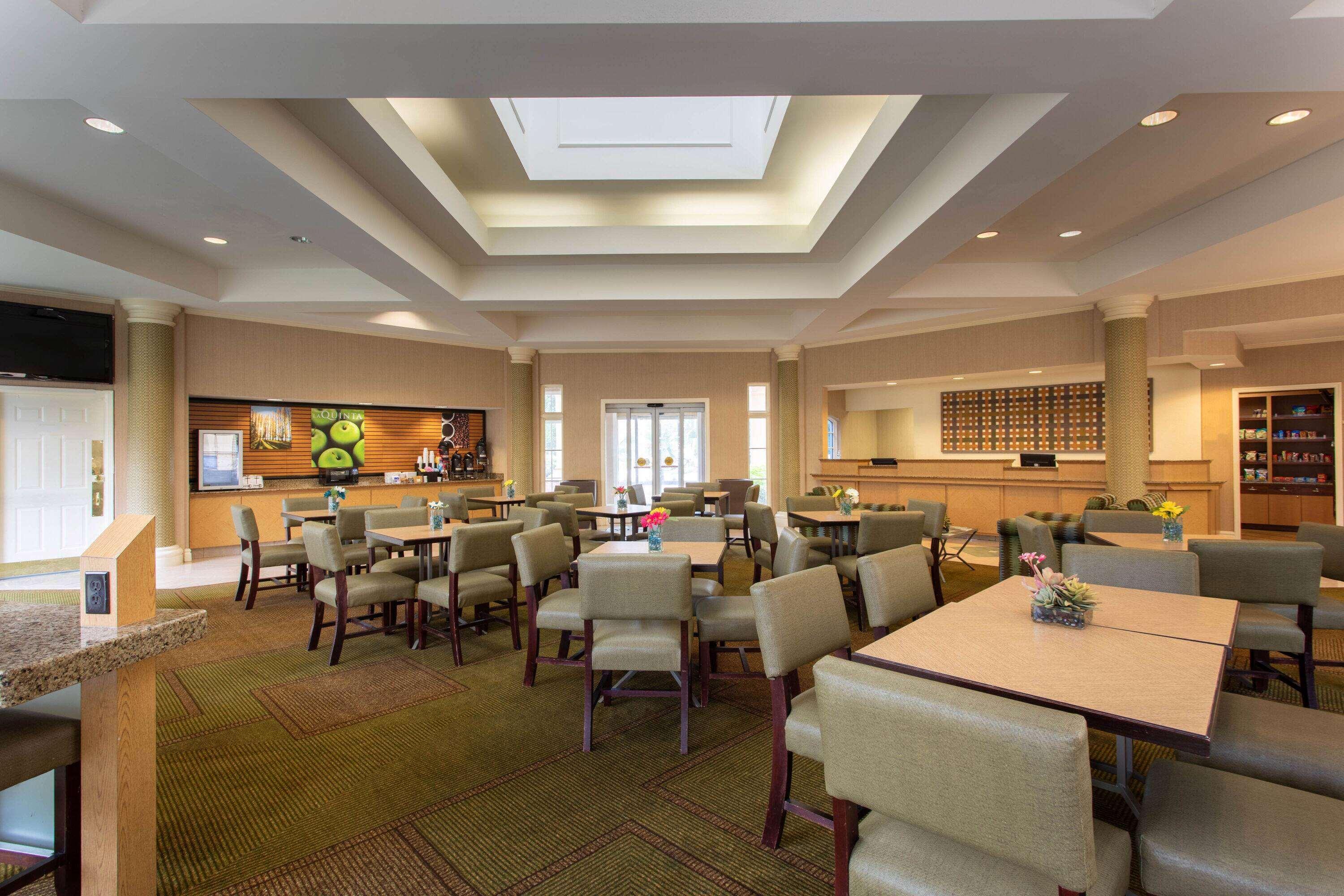La Quinta By Wyndham Jacksonville Butler Blvd Exterior foto